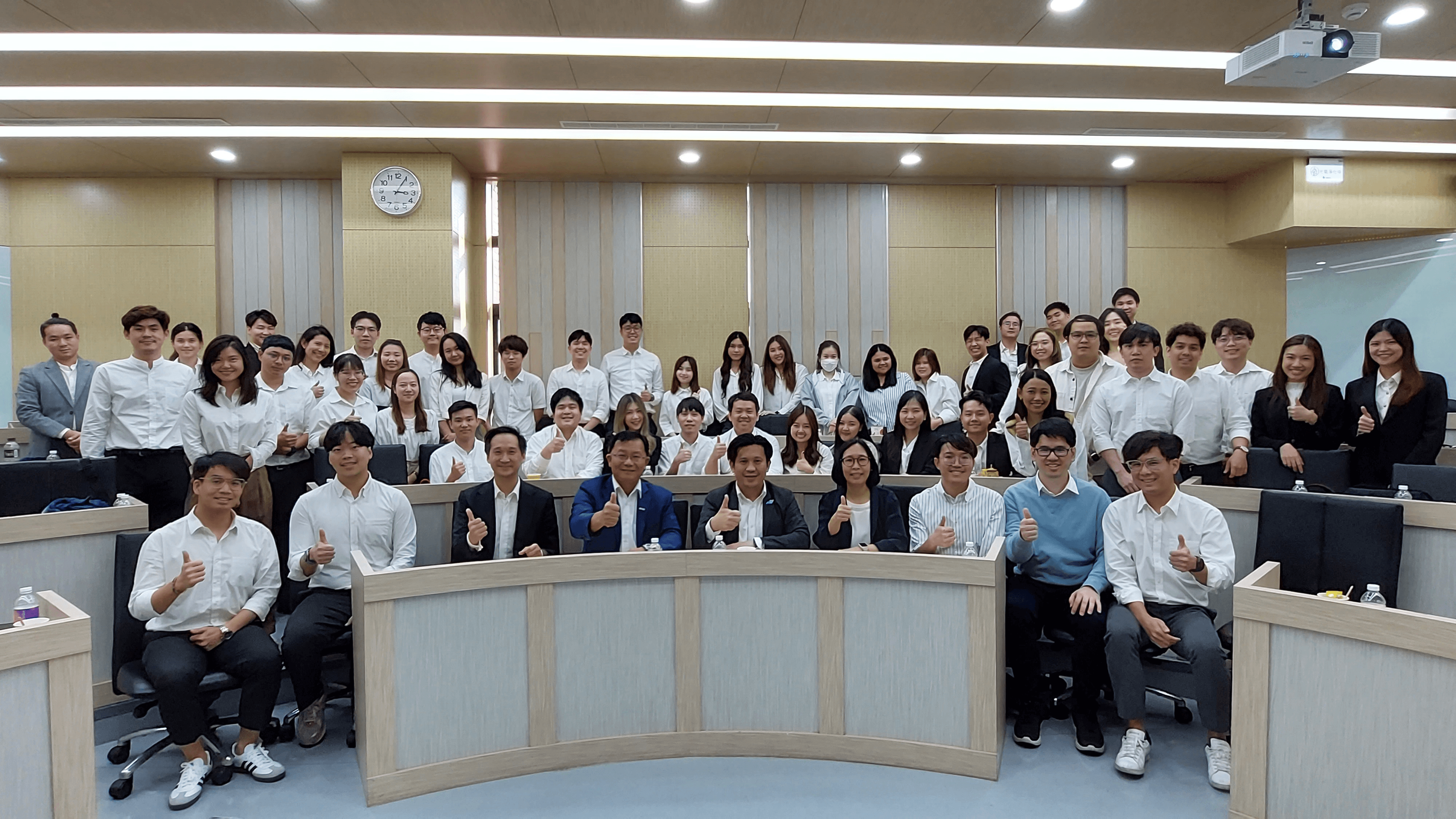 MBA Young Executive /2